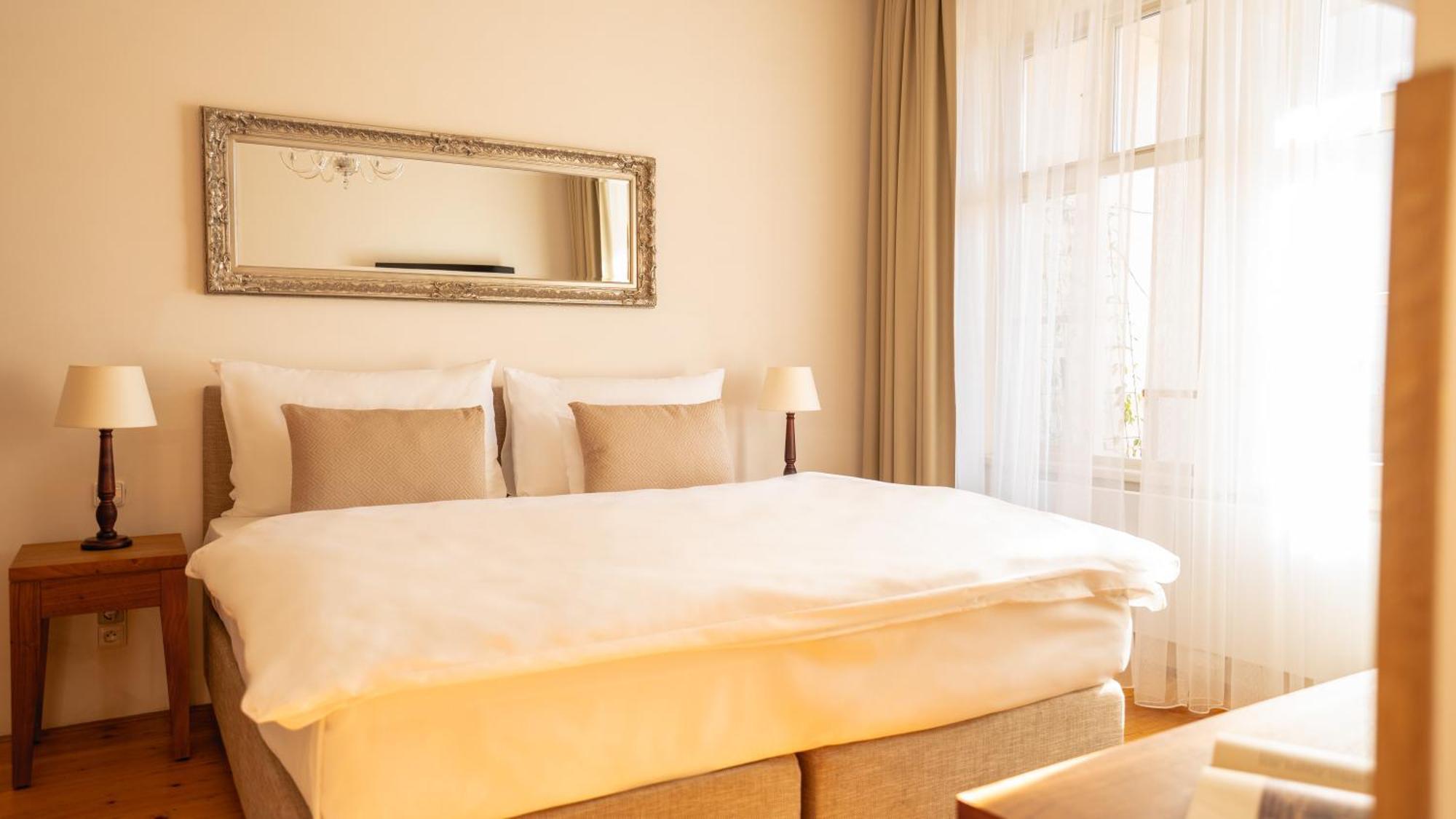 Hotel Golden Key Prague Castle Bagian luar foto