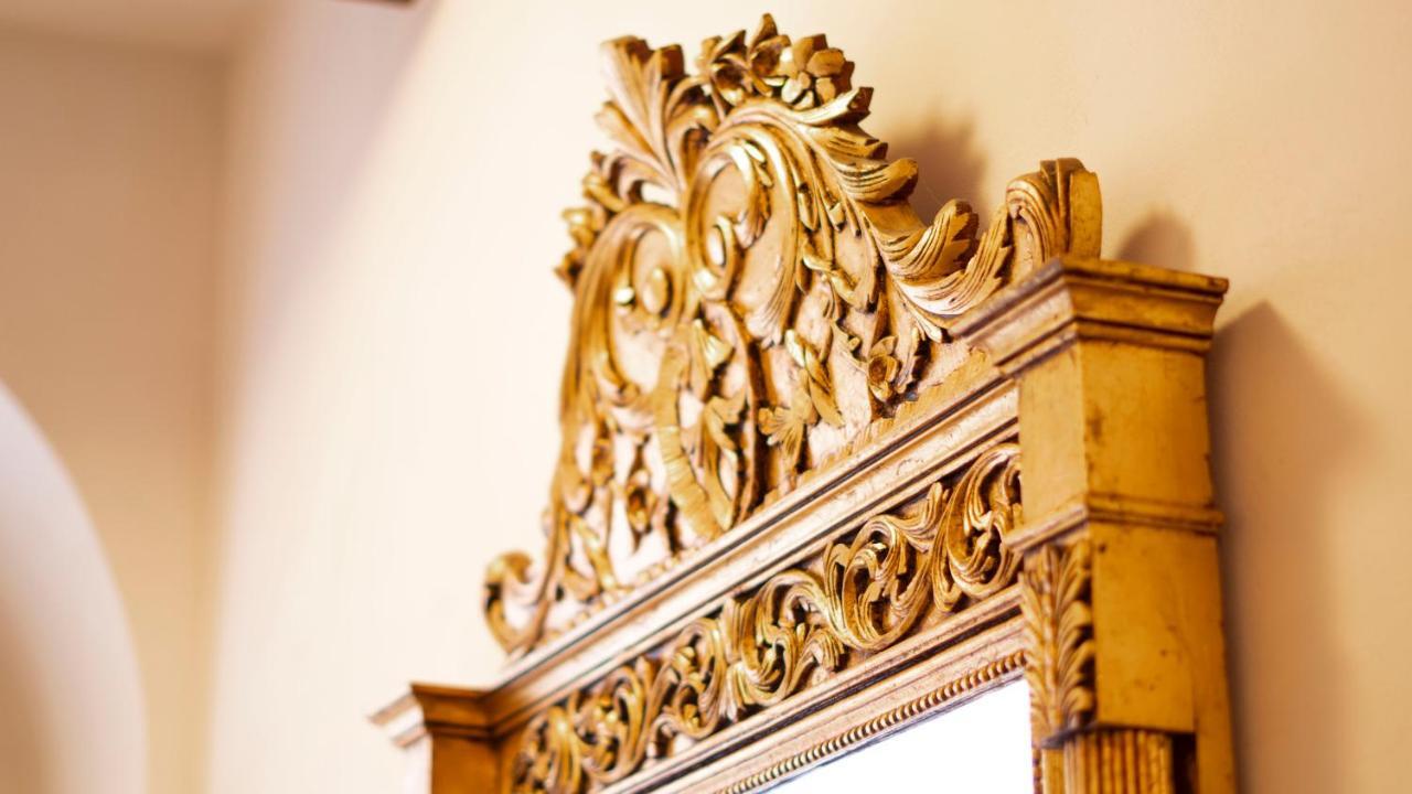 Hotel Golden Key Prague Castle Bagian luar foto